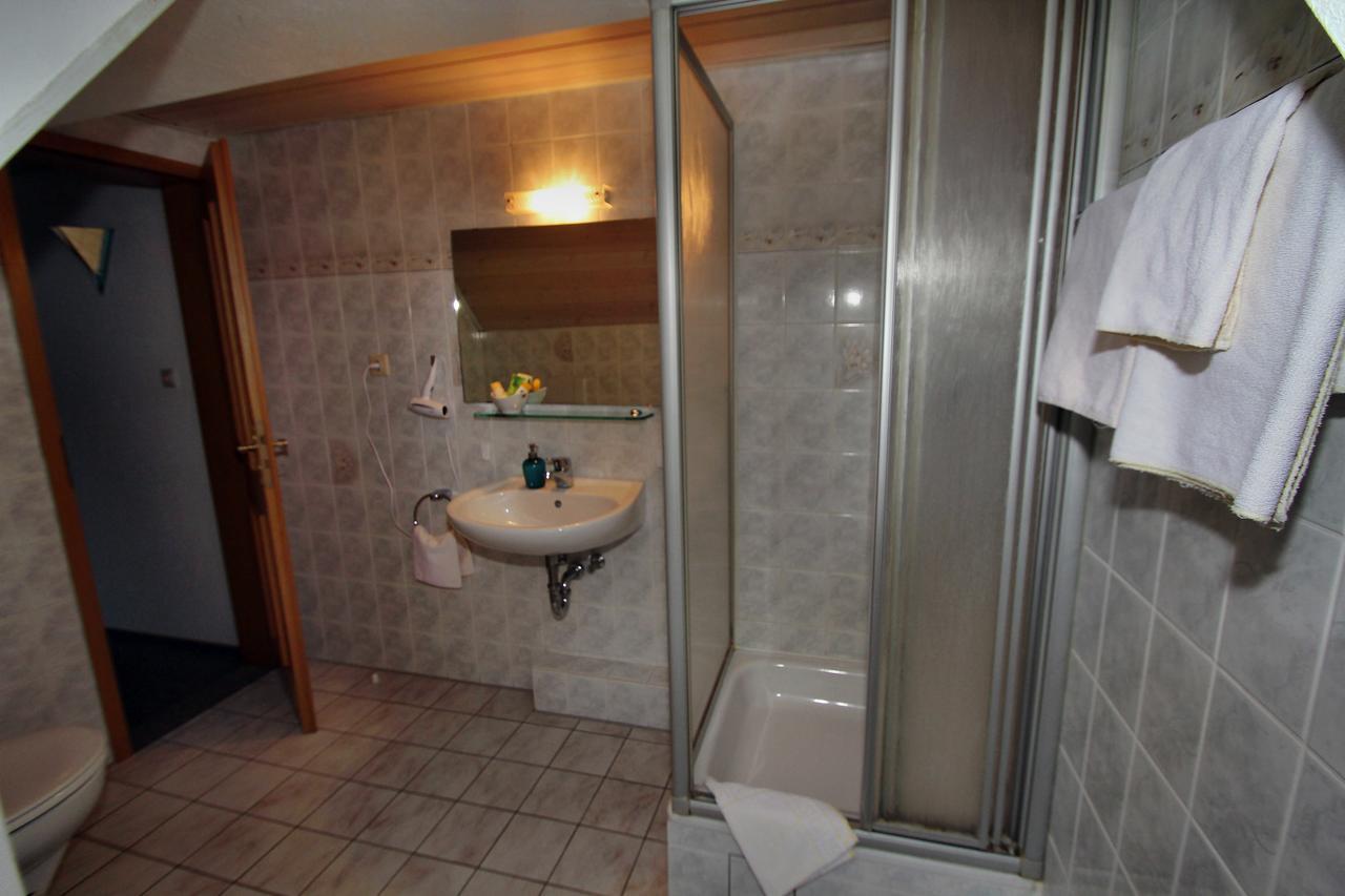Ratsschaenke - Hotel Garni Гифхорн Экстерьер фото